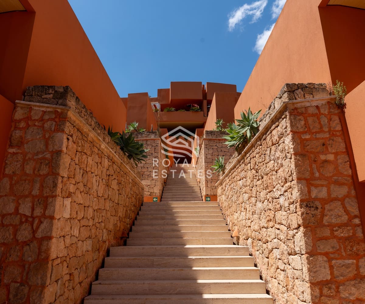 2 sypialnia Apartament na sprzedaż w Miasto Ibiza / Eivissa z basenem - 795 000 € (Ref: 9830539)