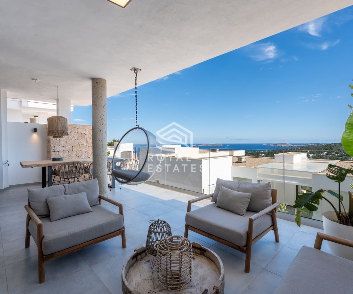2 soverom Leilighet til salgs i Ibiza by med svømmebasseng garasje - € 690 000 (Ref: 9842033)
