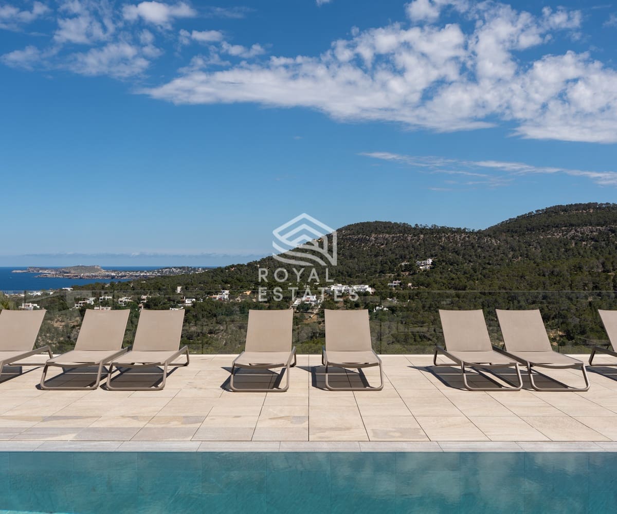 2 soverom Leilighet til salgs i Ibiza by med svømmebasseng garasje - € 690 000 (Ref: 9842033)