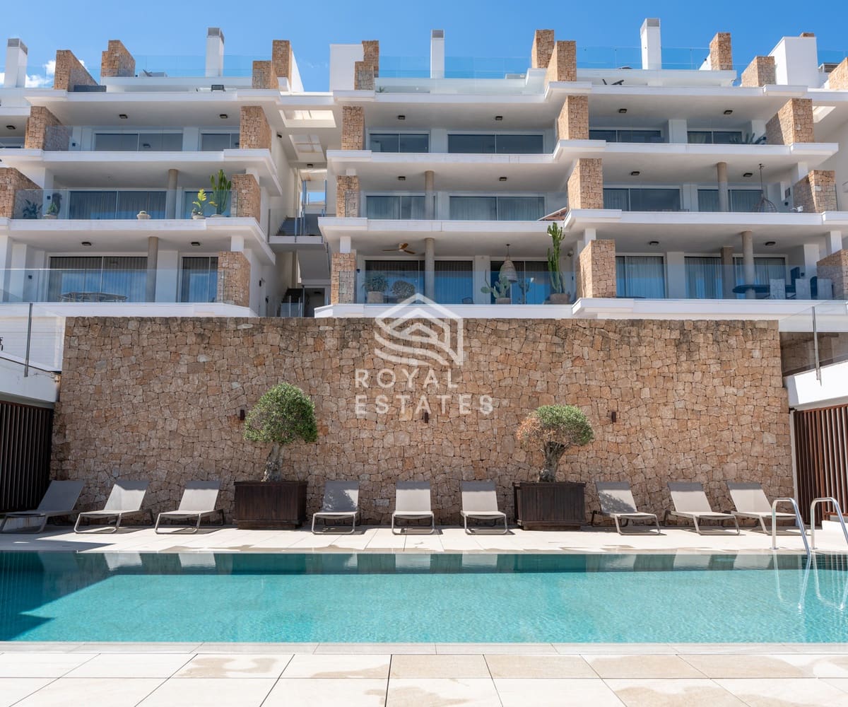 2 soverom Leilighet til salgs i Ibiza by med svømmebasseng garasje - € 690 000 (Ref: 9842033)