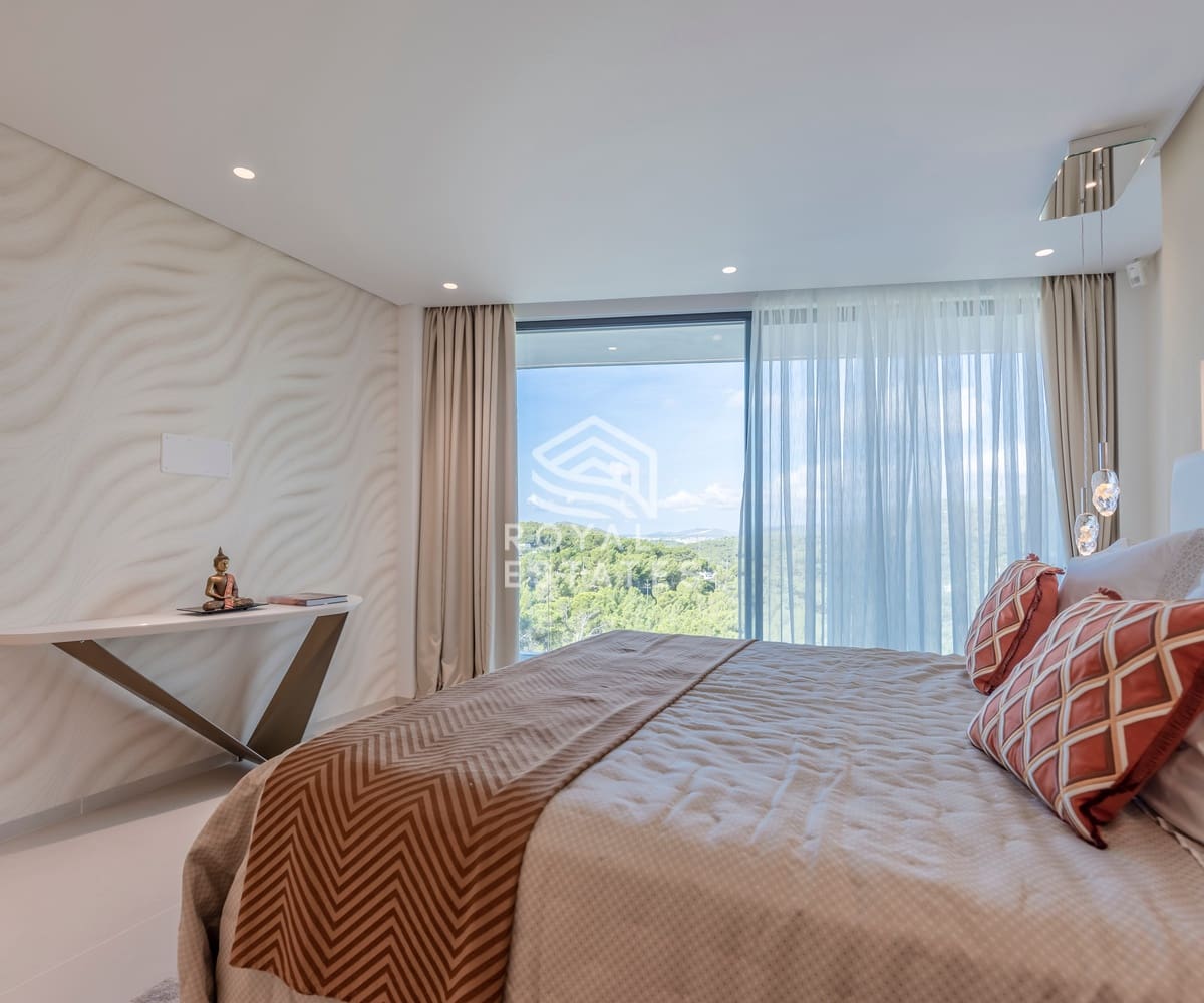 9 bedroom Villa for sale in Ibiza / Eivissa town with garage - € 9,800,000 (Ref: 9866358)