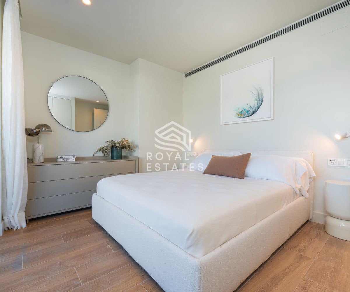 1 sypialnia Apartament na sprzedaż w Miasto Ibiza / Eivissa z basenem garażem - 790 000 € (Ref: 9912415)