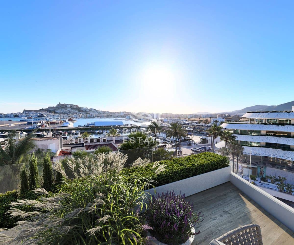 1 sypialnia Apartament na sprzedaż w Miasto Ibiza / Eivissa z basenem garażem - 790 000 € (Ref: 9912415)
