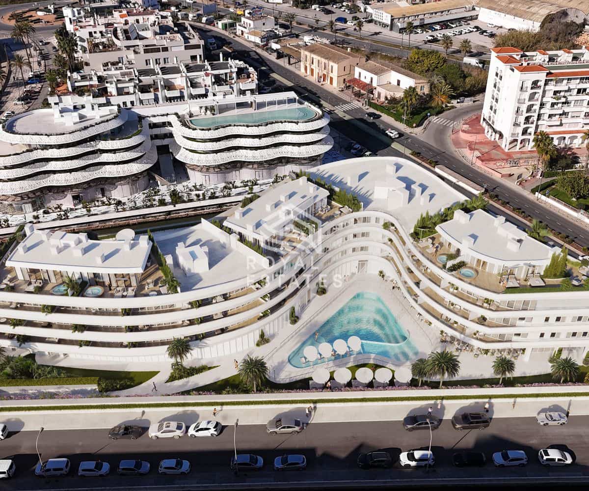 1 sypialnia Apartament na sprzedaż w Miasto Ibiza / Eivissa z basenem garażem - 790 000 € (Ref: 9912415)