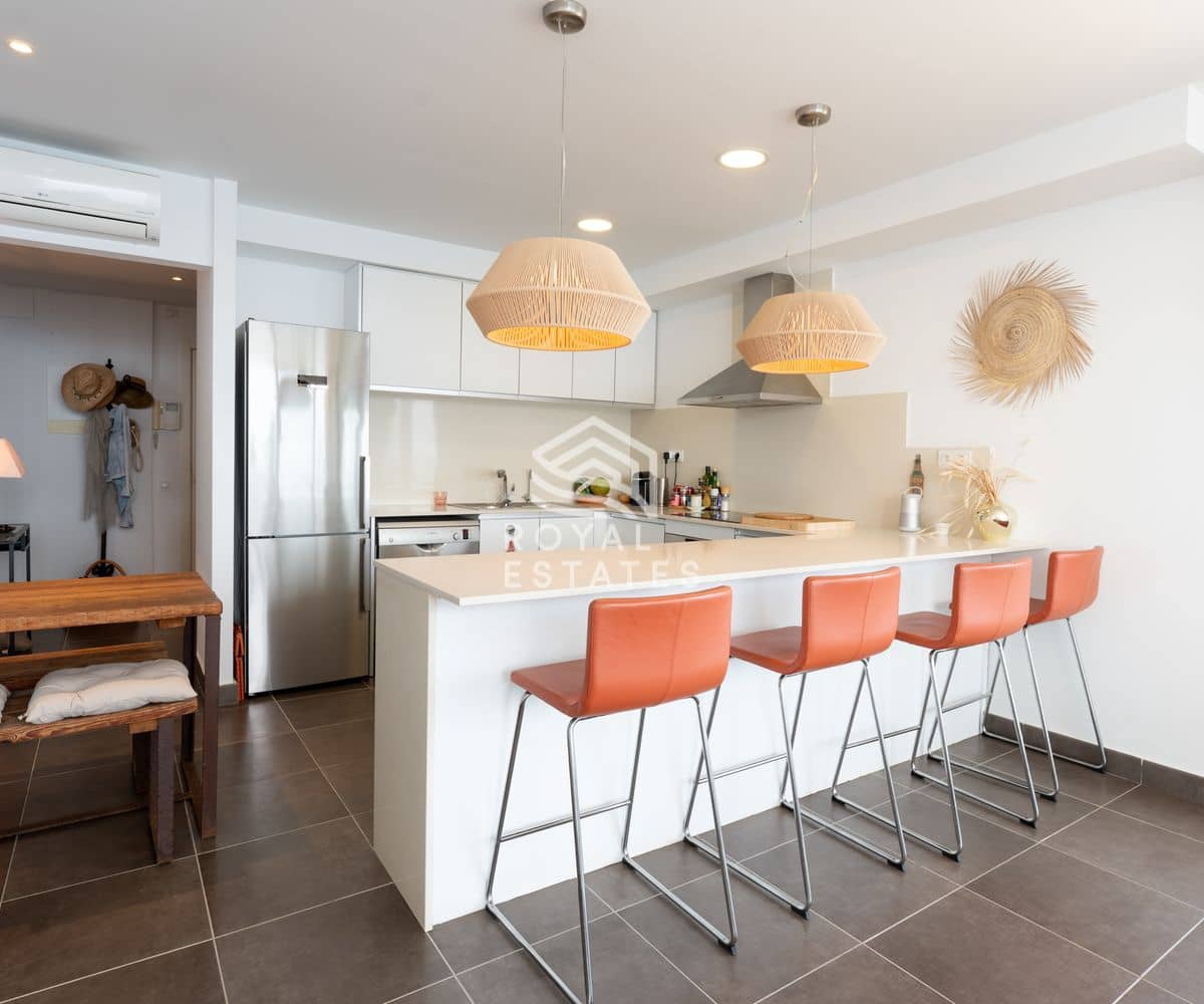 3 slaapkamer Appartement te koop in Ibiza dorp met zwembad garage - € 875.000 (Ref: 9981747)