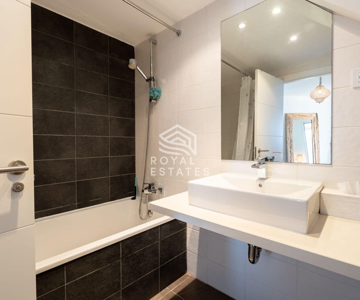 3 slaapkamer Appartement te koop in Ibiza dorp met zwembad garage - € 875.000 (Ref: 9981747)