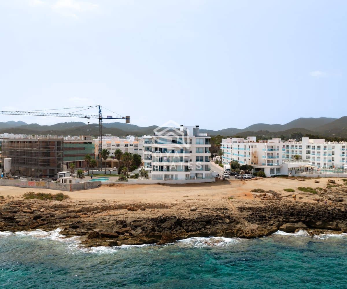 3 slaapkamer Appartement te koop in Ibiza dorp met zwembad garage - € 875.000 (Ref: 9981747)