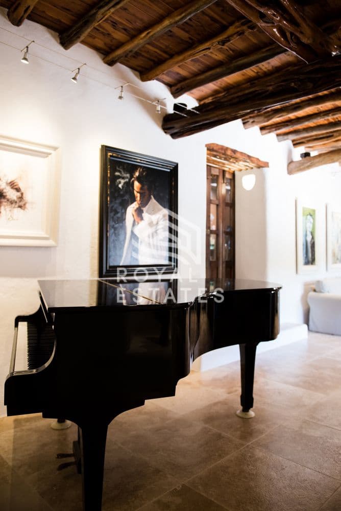 8 slaapkamer Villa te koop in Ibiza dorp met zwembad - € 4.950.000 (Ref: 9984266)
