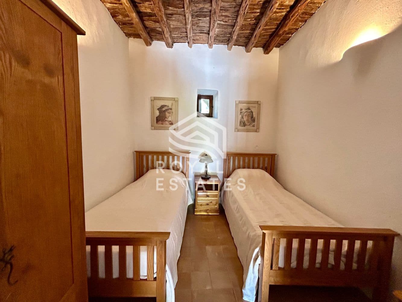 8 slaapkamer Villa te koop in Ibiza dorp met zwembad - € 4.950.000 (Ref: 9984266)