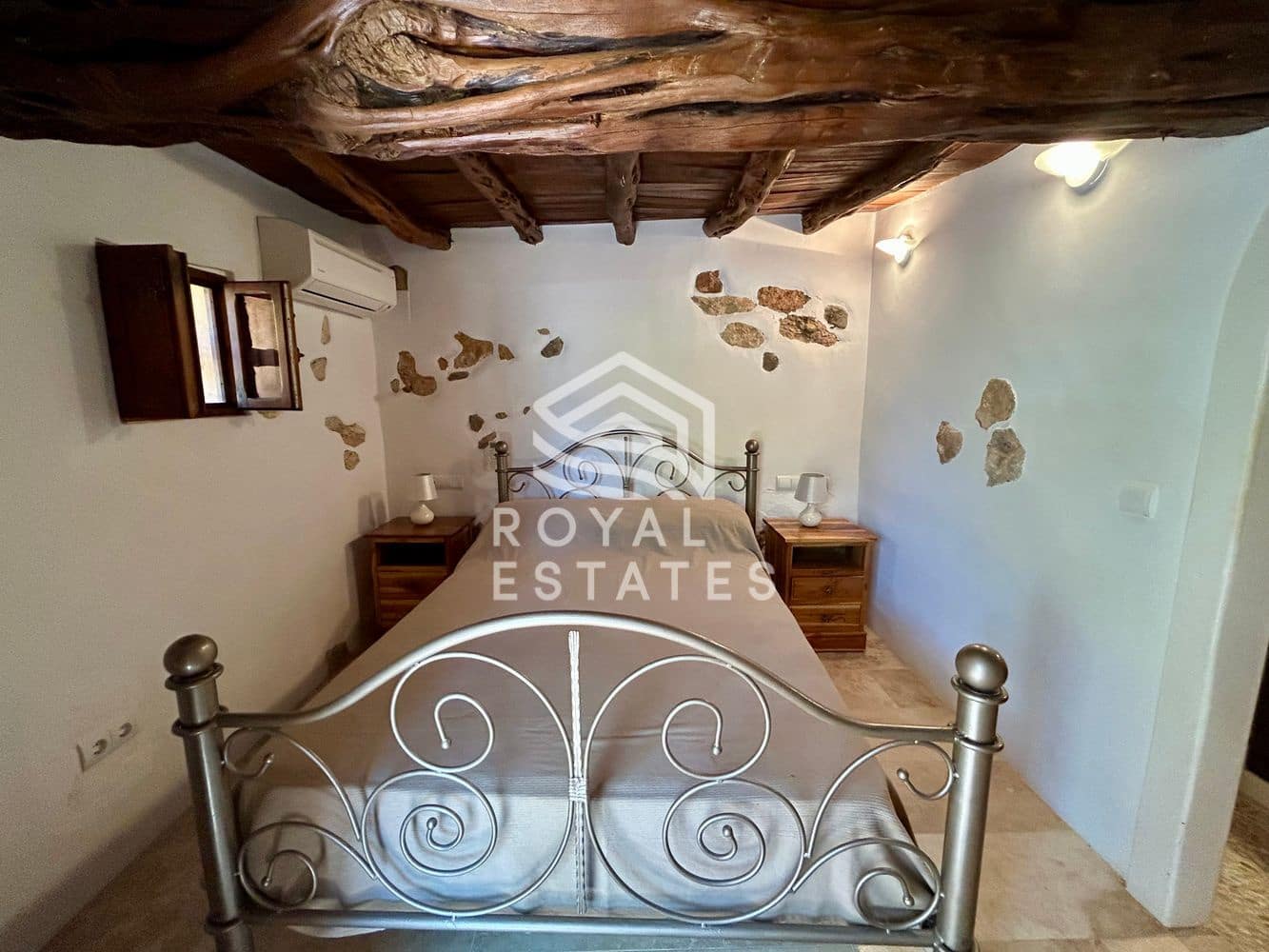8 slaapkamer Villa te koop in Ibiza dorp met zwembad - € 4.950.000 (Ref: 9984266)