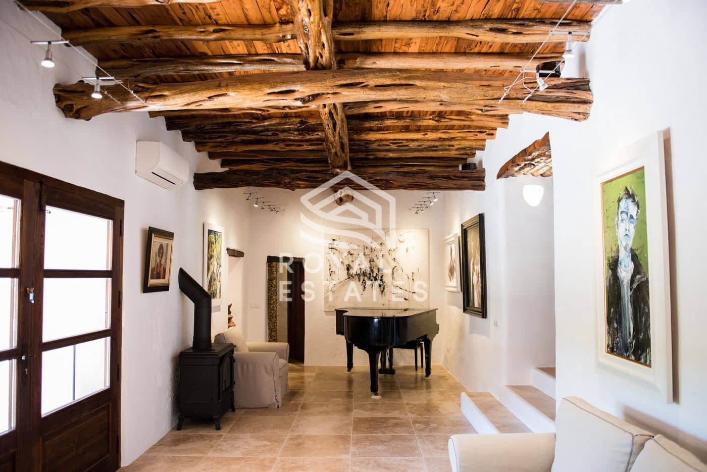 8 slaapkamer Villa te koop in Ibiza dorp met zwembad - € 4.950.000 (Ref: 9984266)