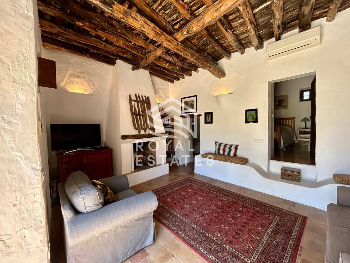 8 slaapkamer Villa te koop in Ibiza dorp met zwembad - € 4.950.000 (Ref: 9984266)