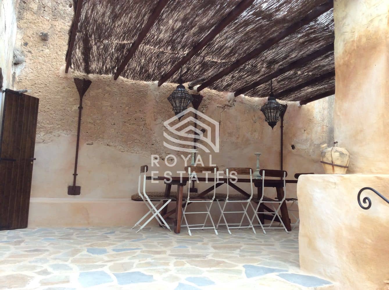 8 slaapkamer Villa te koop in Ibiza dorp met zwembad - € 4.950.000 (Ref: 9984266)