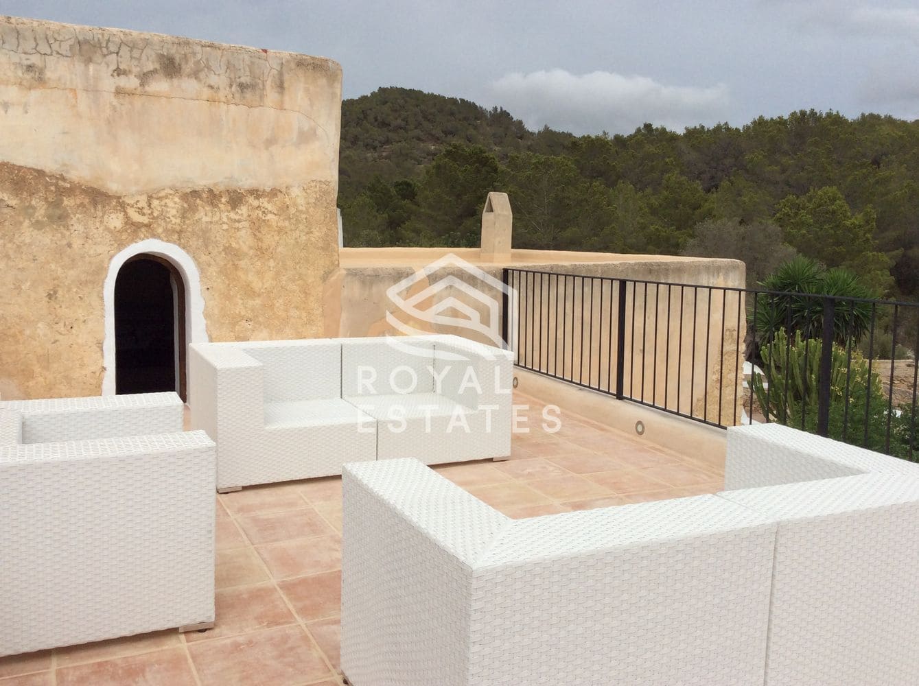 8 slaapkamer Villa te koop in Ibiza dorp met zwembad - € 4.950.000 (Ref: 9984266)