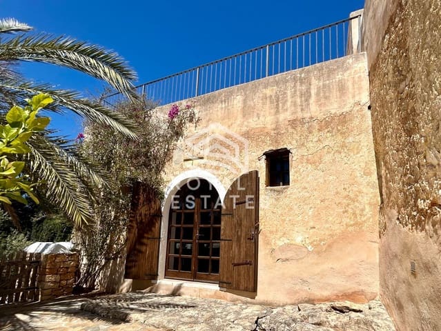 8 soverom Villa til salgs i Ibiza by med svømmebasseng - € 4 950 000 (Ref: 9984266)
