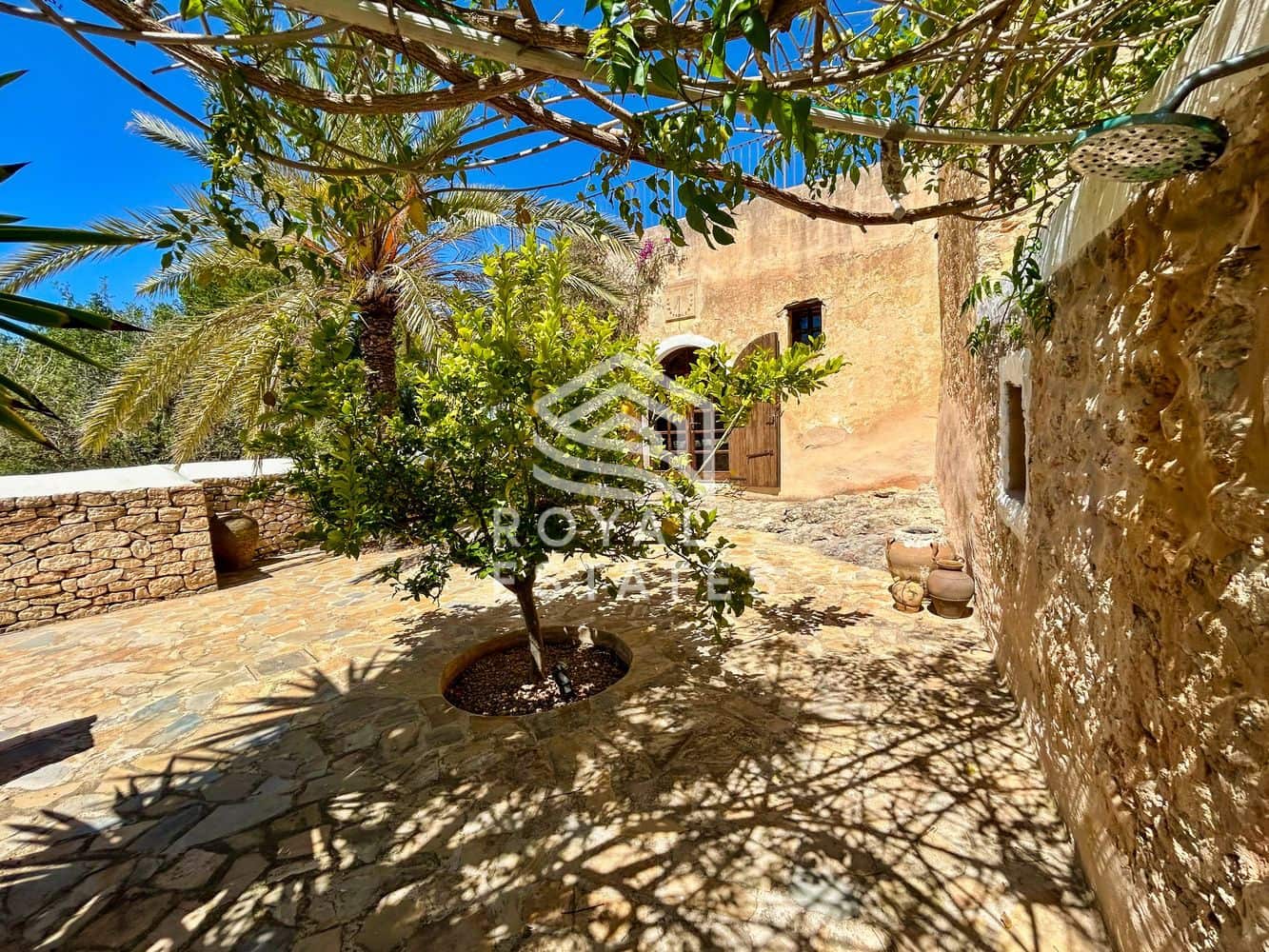 8 slaapkamer Villa te koop in Ibiza dorp met zwembad - € 4.950.000 (Ref: 9984266)