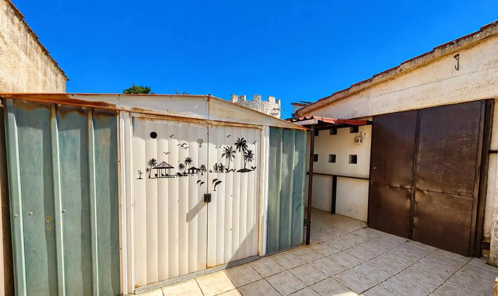 3 bedroom Villa for sale in Empuriabrava with garage - € 380,000 (Ref: 10009116)