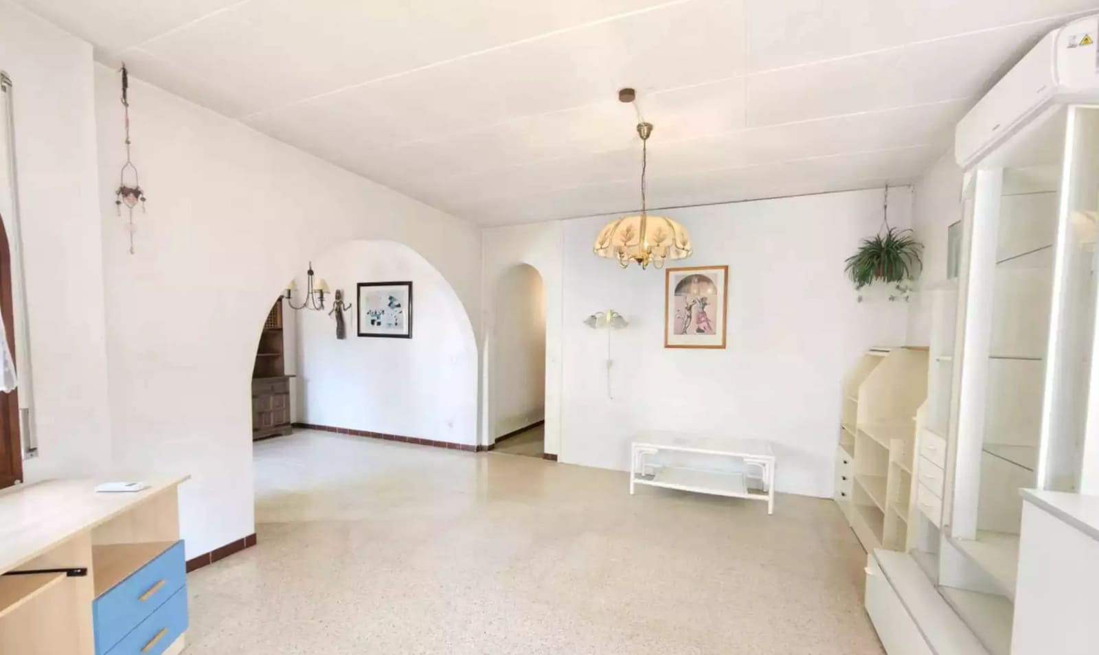 3 bedroom Villa for sale in Empuriabrava with garage - € 380,000 (Ref: 10009116)