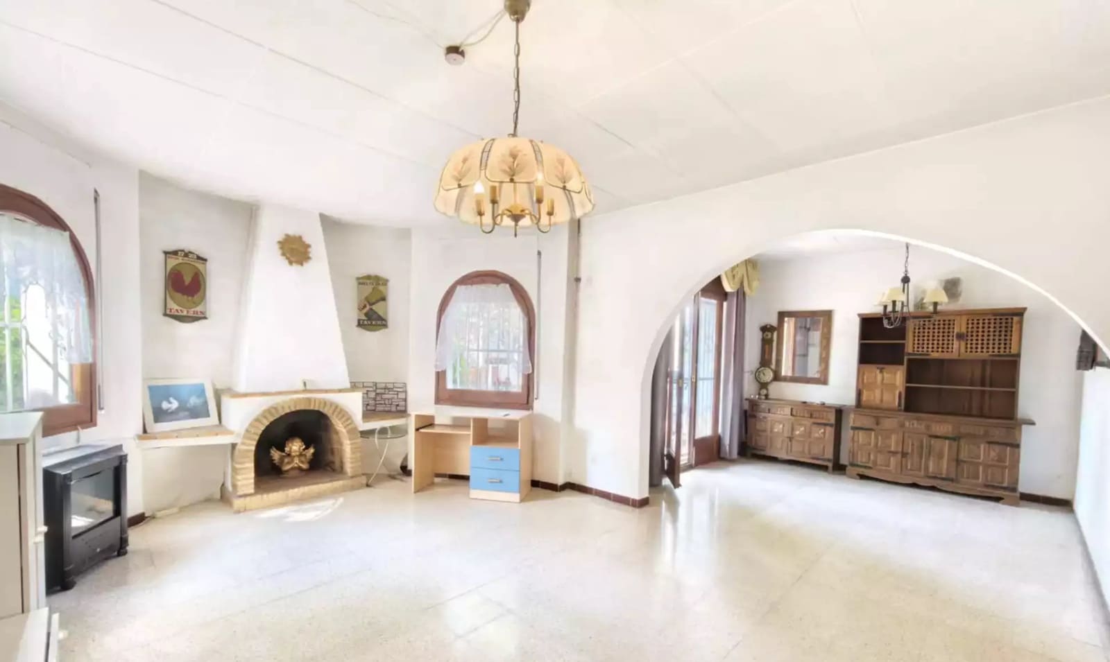 3 bedroom Villa for sale in Empuriabrava with garage - € 380,000 (Ref: 10009116)