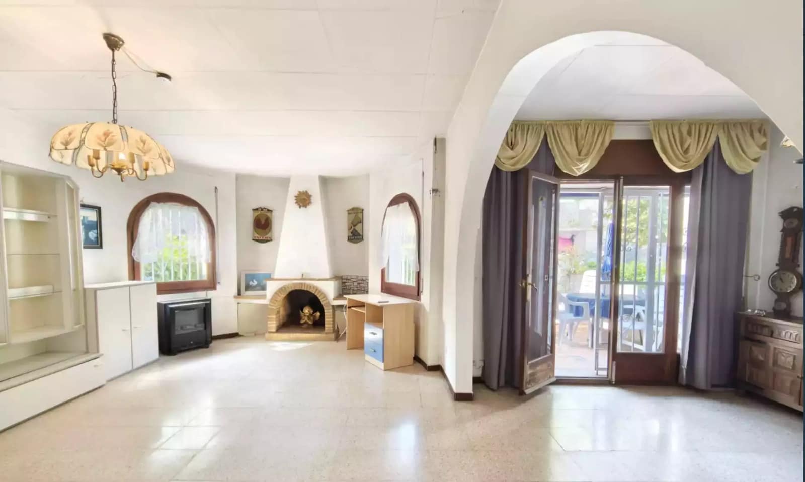 3 bedroom Villa for sale in Empuriabrava with garage - € 380,000 (Ref: 10009116)