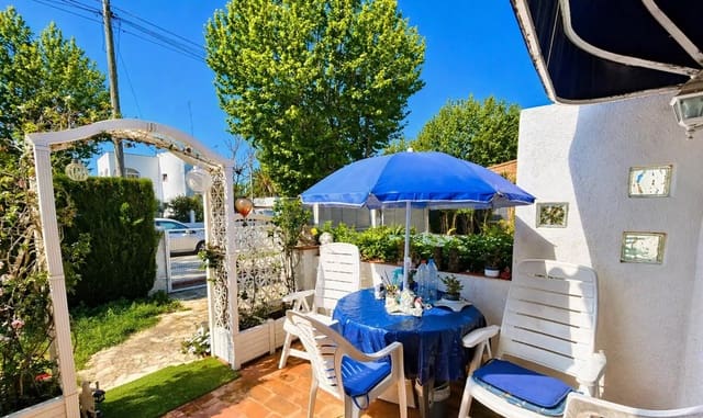 3 bedroom Villa for sale in Empuriabrava, Castelló d'Empúries with garage - € 380,000 (Ref: 10009116)