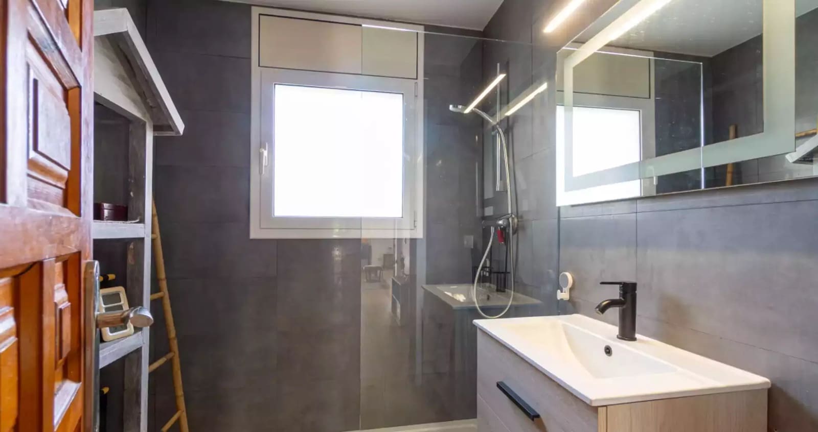 4 slaapkamer Villa te koop in Empuriabrava met zwembad garage - € 569.000 (Ref: 10009117)