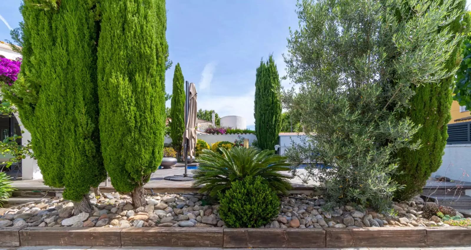 4 slaapkamer Villa te koop in Empuriabrava met zwembad garage - € 569.000 (Ref: 10009117)