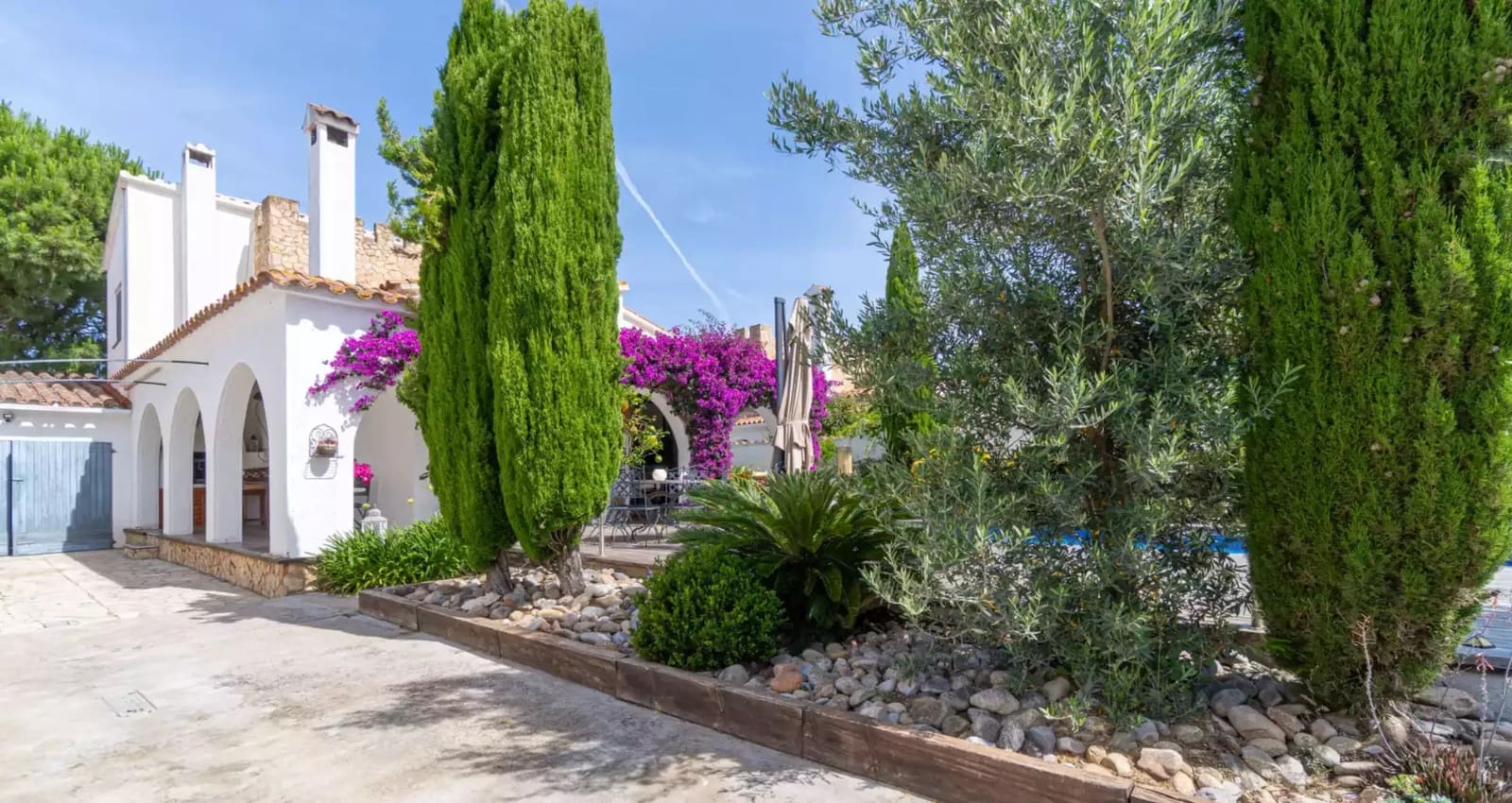 4 slaapkamer Villa te koop in Empuriabrava met zwembad garage - € 569.000 (Ref: 10009117)