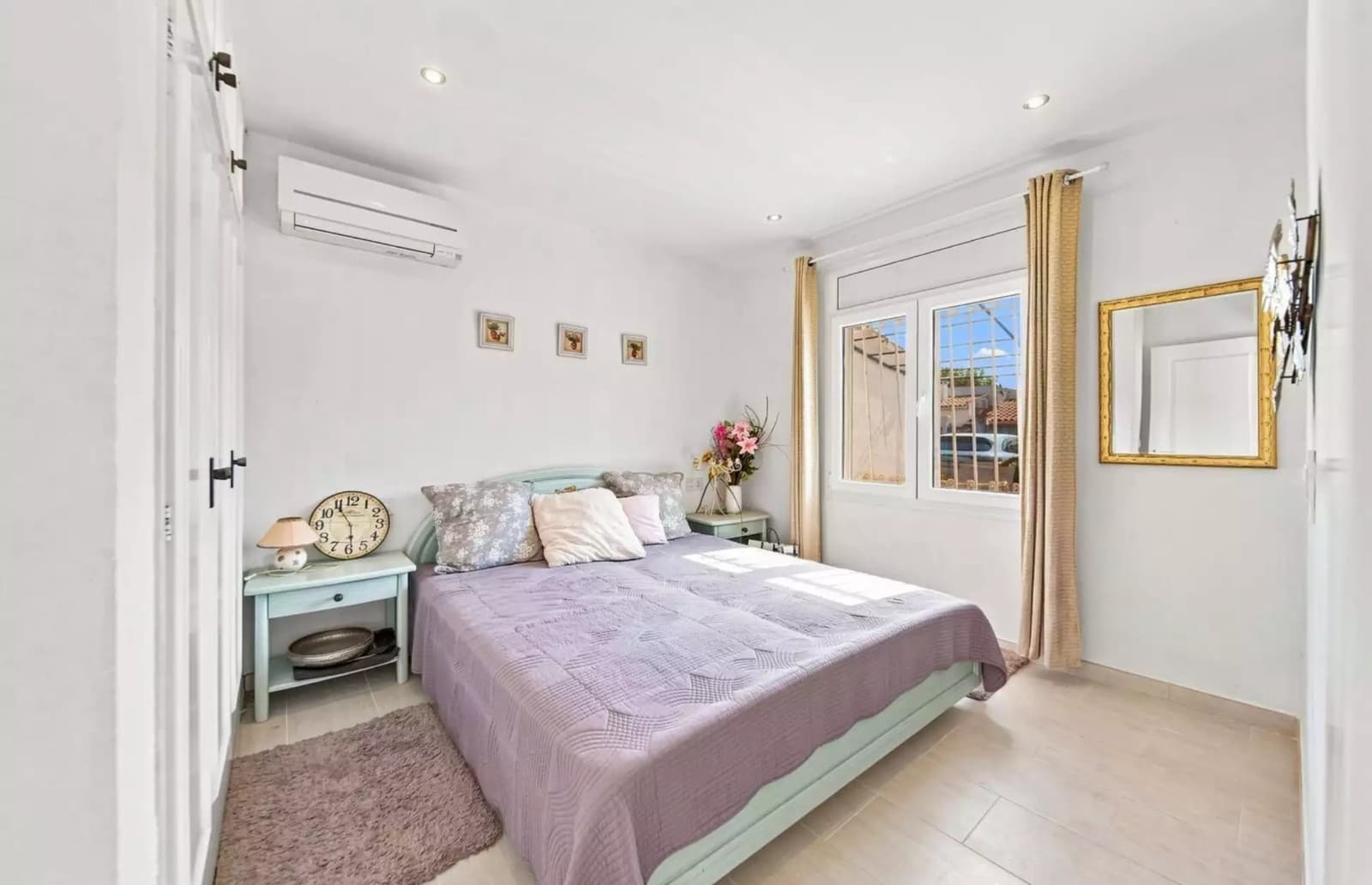 2 sypialnia Willa na sprzedaż w Empuriabrava z basenem garażem - 530 000 € (Ref: 10015605)