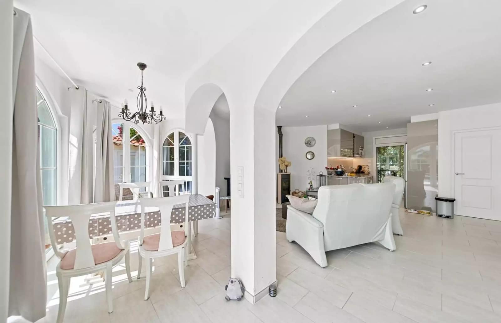 2 sypialnia Willa na sprzedaż w Empuriabrava z basenem garażem - 530 000 € (Ref: 10015605)
