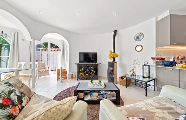 2 sypialnia Willa na sprzedaż w Empuriabrava, Castelló d'Empúries z basenem garażem - 530 000 € (Ref: 10015605)