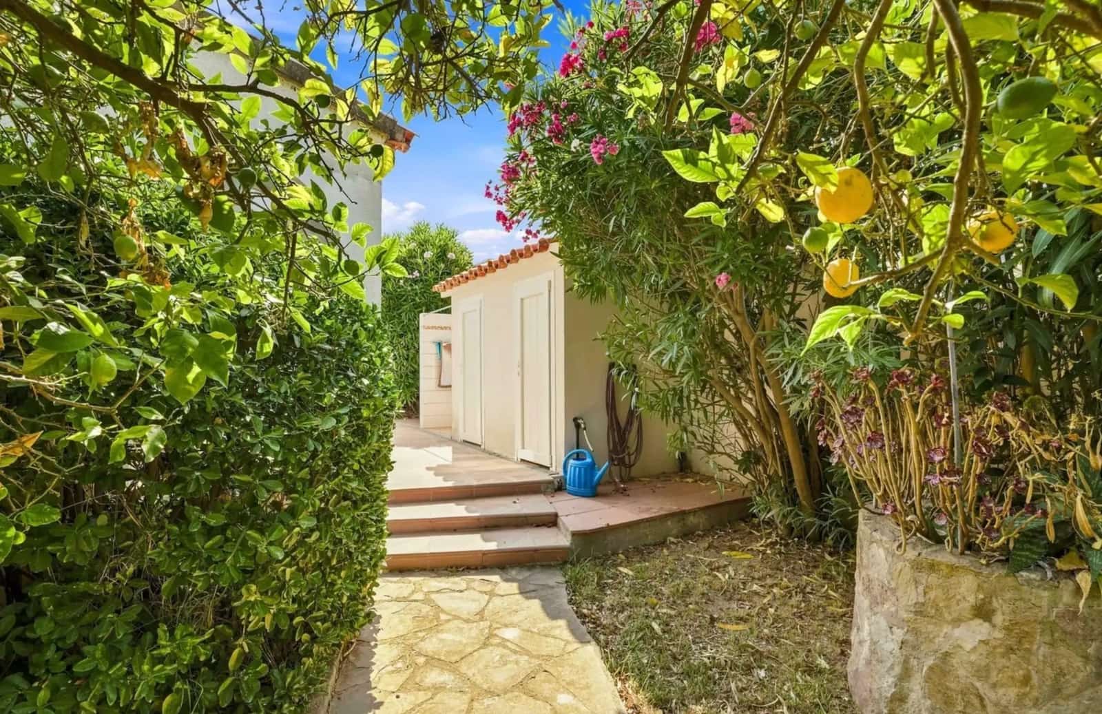 2 sypialnia Willa na sprzedaż w Empuriabrava z basenem garażem - 530 000 € (Ref: 10015605)
