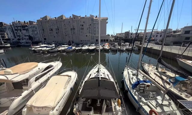 2 sypialnia Apartament na sprzedaż w Empuriabrava, Castelló d'Empúries z garażem - 399 000 € (Ref: 10089557)