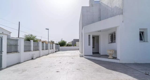 4 Zimmer Villa zu verkaufen in Empuriabrava, Castelló d'Empúries mit Pool Garage - 790.000 € (Ref: 10098294)