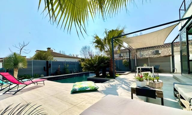 5 quarto Moradia para venda em Empuriabrava, Castelló d'Empúries com piscina garagem - 899 000 € (Ref: 10098295)