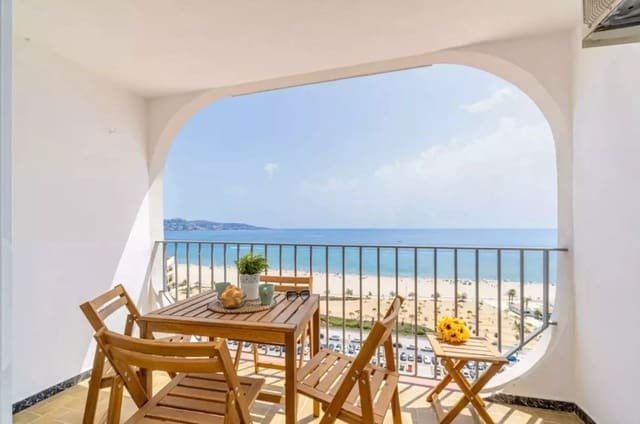 2 makuuhuone Asunto myytävänä paikassa Empuriabrava, Castelló d'Empúries - 185 000 € (Ref: 10100165)