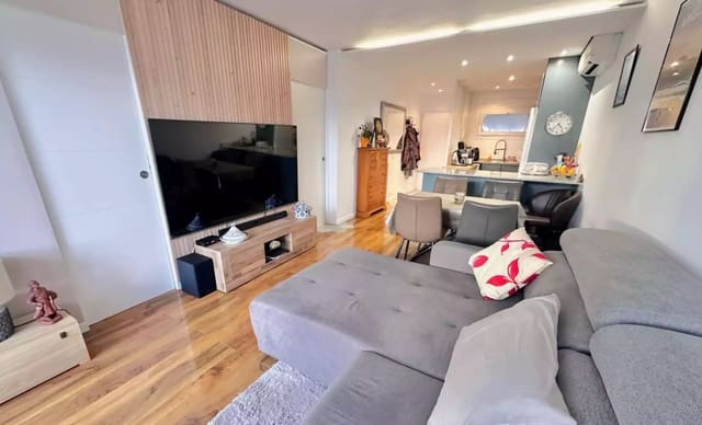 1 slaapkamer Flat te koop in Empuriabrava, Castelló d'Empúries - € 179.000 (Ref: 10100166)