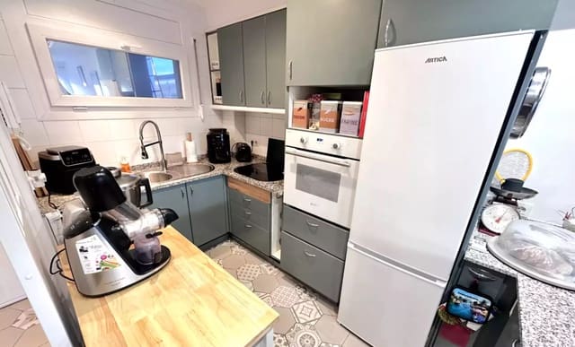 1 slaapkamer Flat te koop in Empuriabrava, Castelló d'Empúries - € 179.000 (Ref: 10100166)