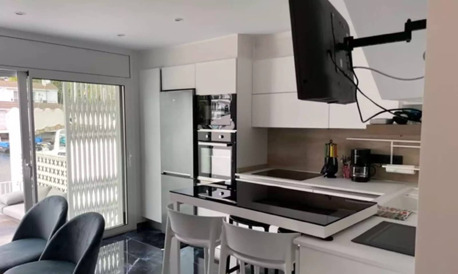 2 bedroom Townhouse for sale in Roses - € 370,000 (Ref: 10158336)
