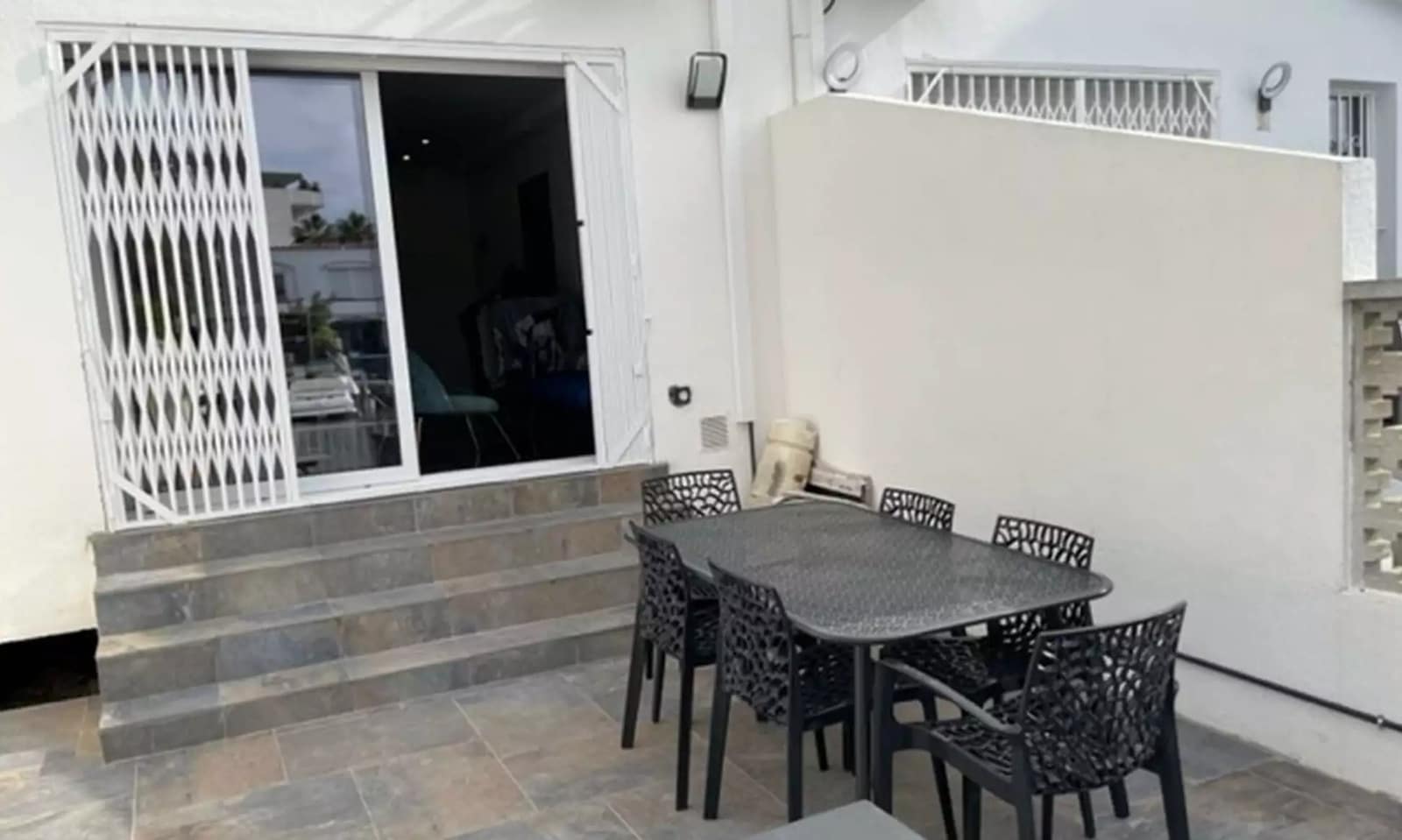 2 bedroom Townhouse for sale in Roses - € 370,000 (Ref: 10158336)
