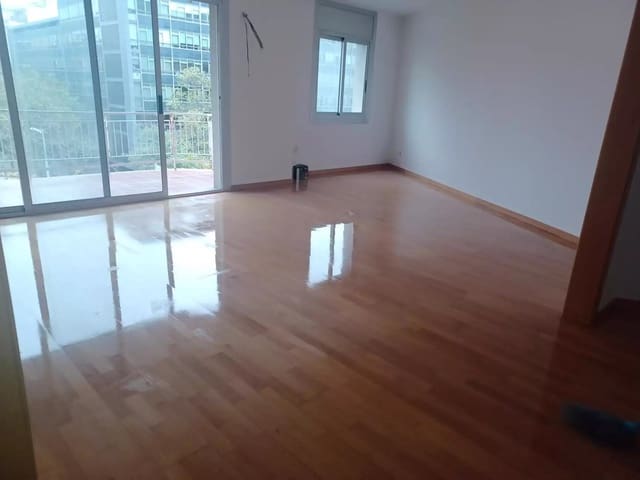 4 sovrum Lägenhet till salu i Barcelona stad - 865 000 € (Ref: 9759195)