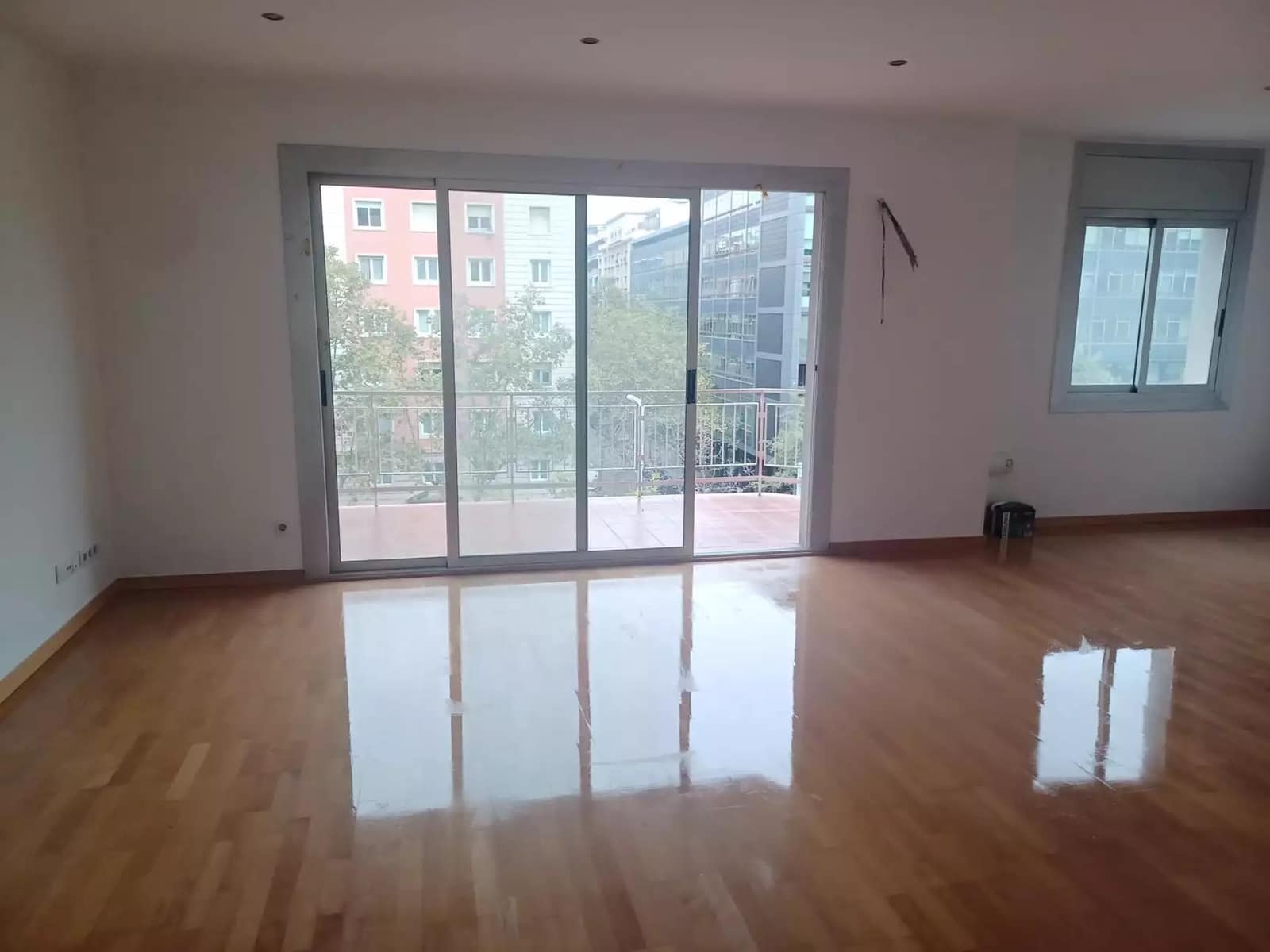 4 sovrum Lägenhet till salu i Barcelona stad - 865 000 € (Ref: 9759195)