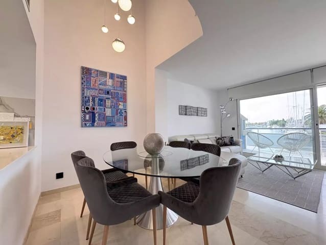 2 soverom Leilighet til salgs i Empuriabrava, Castelló d'Empúries med garasje - € 450 000 (Ref: 9759196)