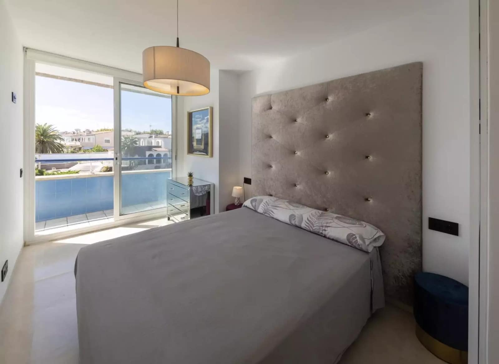 2 soverom Leilighet til salgs i Empuriabrava med garasje - € 450 000 (Ref: 9759196)