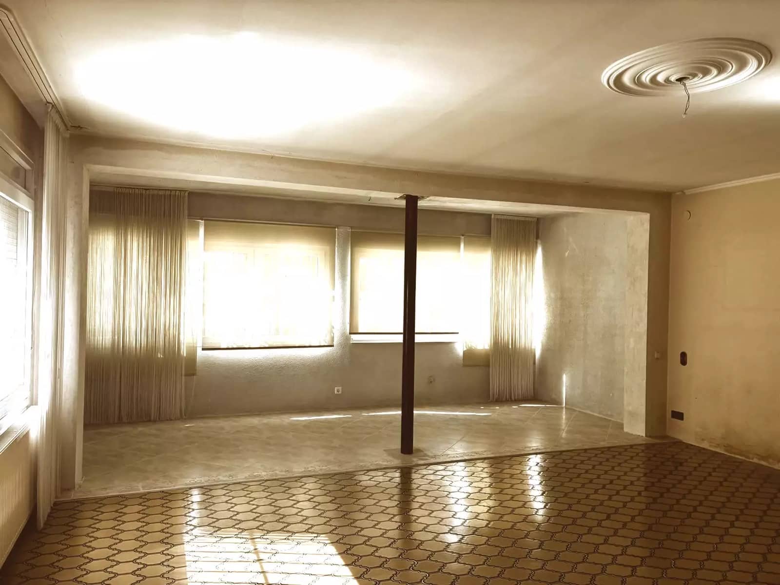 4 chambre Villa/Maison à vendre à Empuriabrava avec garage - 422 000 € (Ref: 9759197)