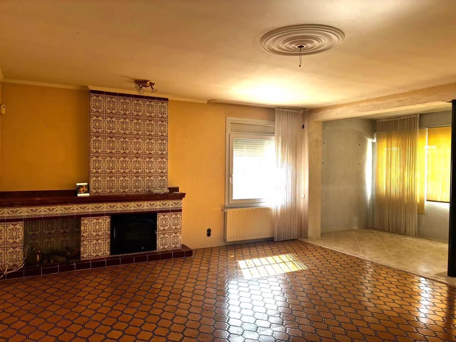 4 chambre Villa/Maison à vendre à Empuriabrava avec garage - 422 000 € (Ref: 9759197)