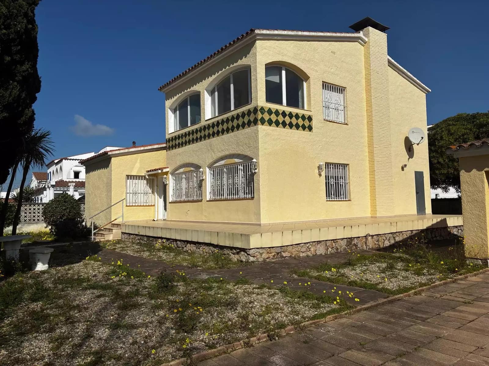 4 chambre Villa/Maison à vendre à Empuriabrava avec garage - 422 000 € (Ref: 9759197)