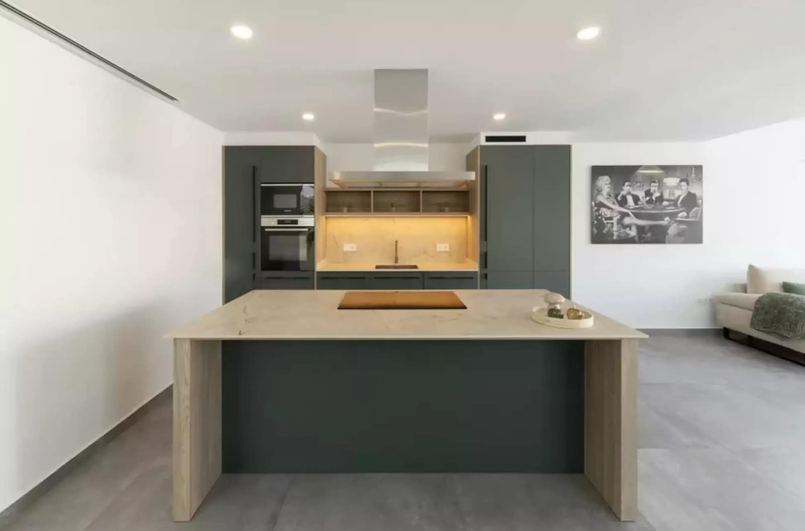 4 soveværelse Villa til salg i Empuriabrava med swimmingpool garage - € 1.290.000 (Ref: 9759198)