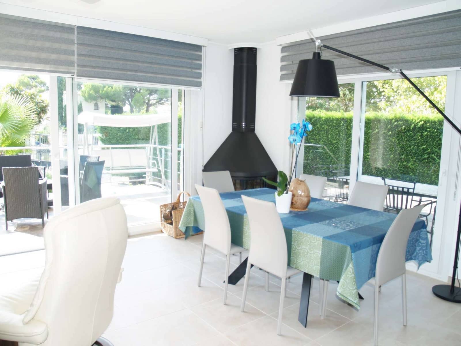 4 chambre Villa/Maison à vendre à Empuriabrava avec piscine garage - 820 000 € (Ref: 9759200)