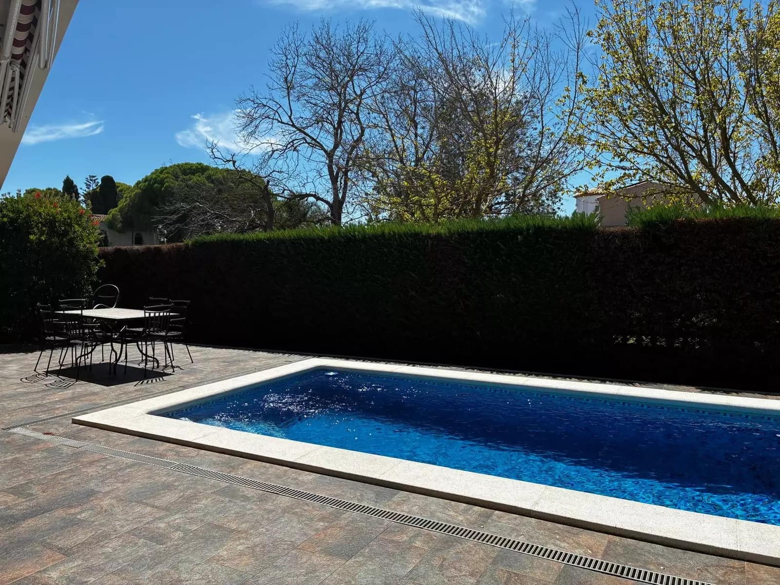 4 Zimmer Villa zu verkaufen in Empuriabrava mit Pool Garage - 820.000 € (Ref: 9759200)